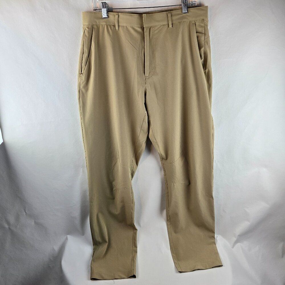 Fabletics Pants Men 33x30 Beige The Only Pant Chino Khaki Golf Performance Light